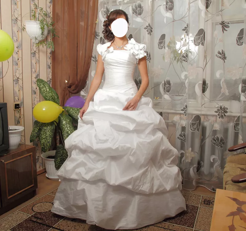 Продаю роскошное свадебное платье 3